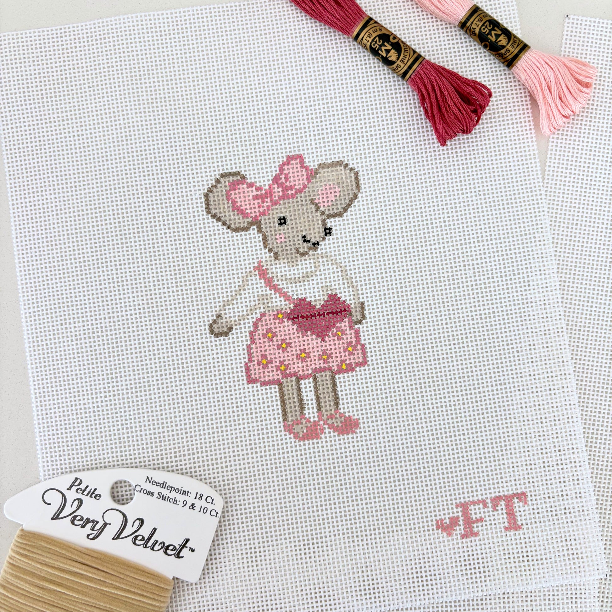 Needlepoint Mouse with heart purse and bow